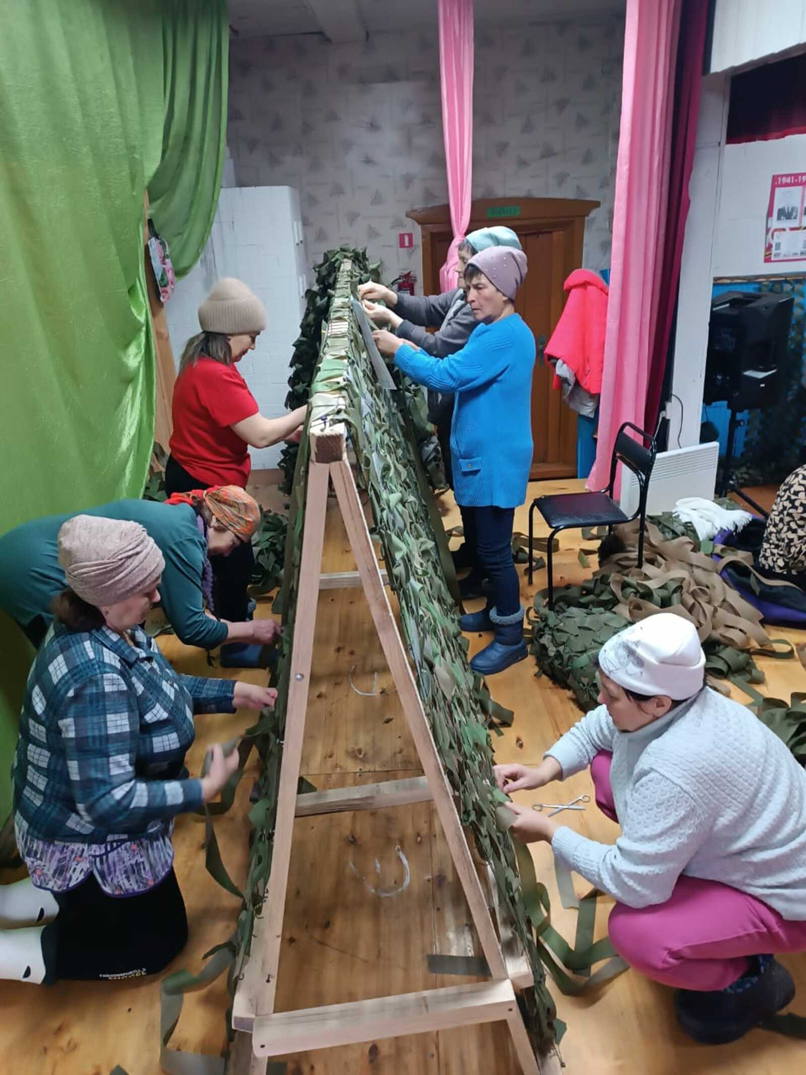 Своих не бросаем