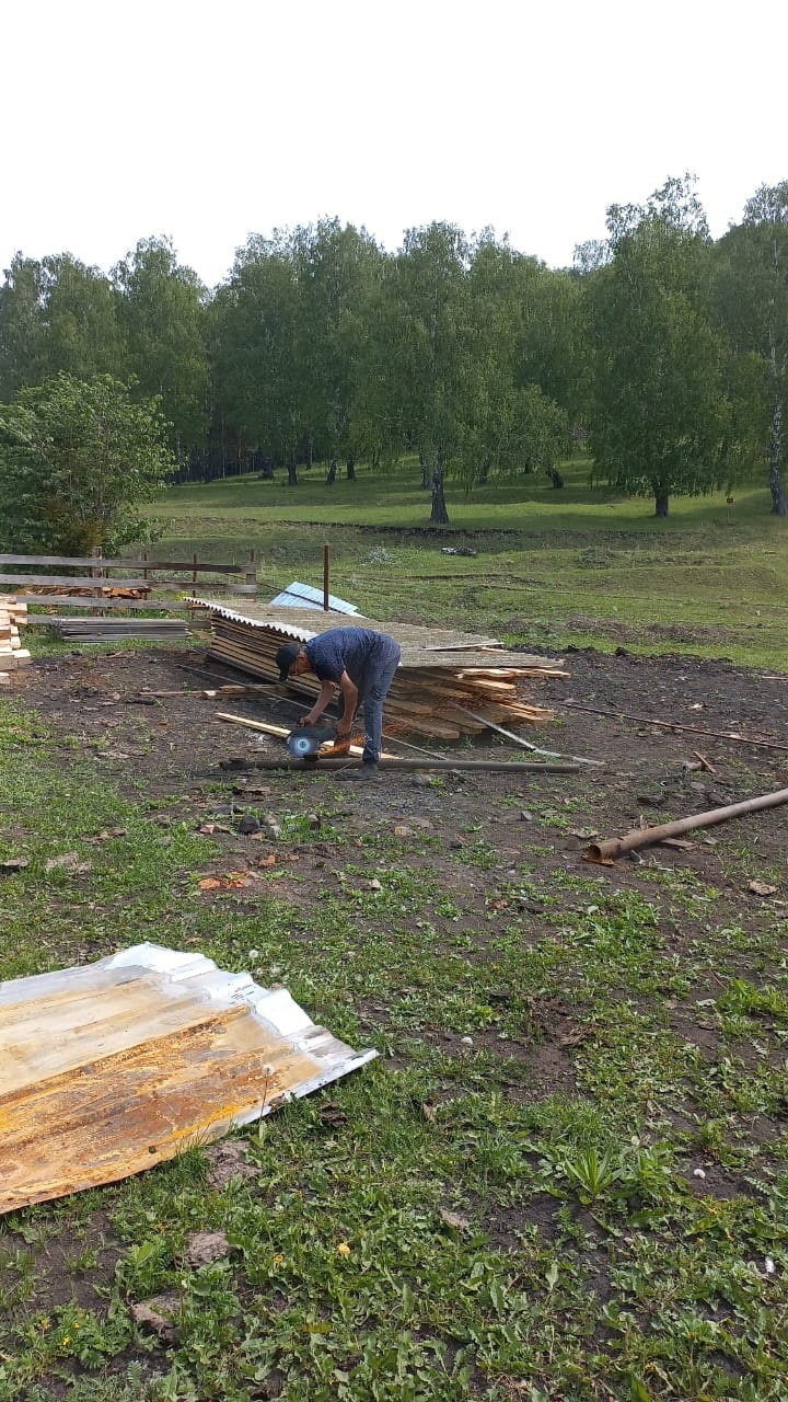 Мы своих не бросаем!