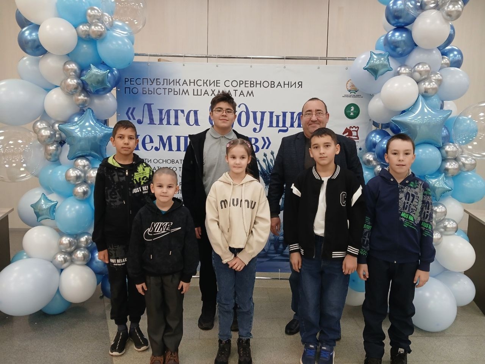 Знай наших!