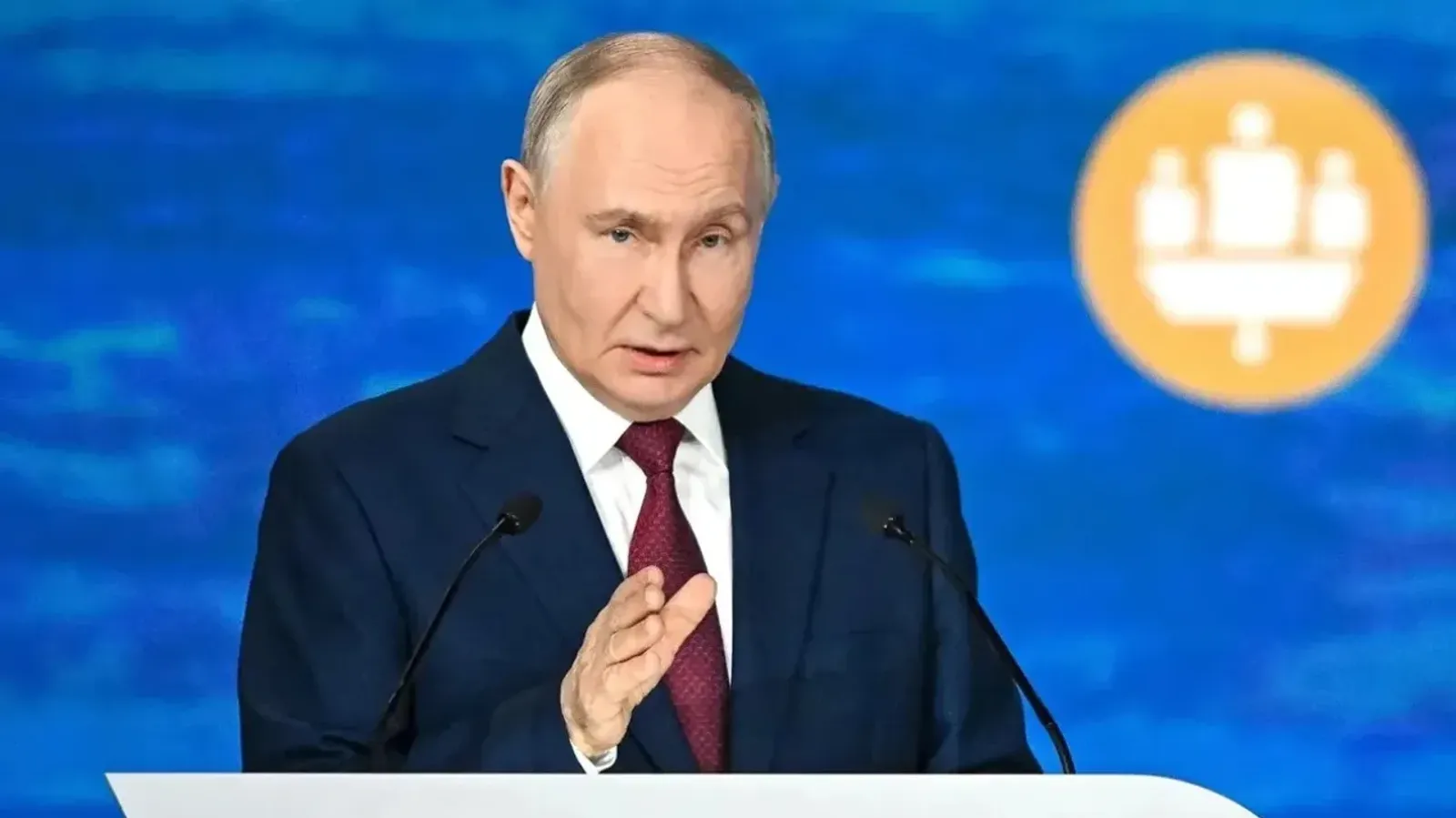 Путин присвоил троим жителям Башкирии почётные звания Российской Федерации