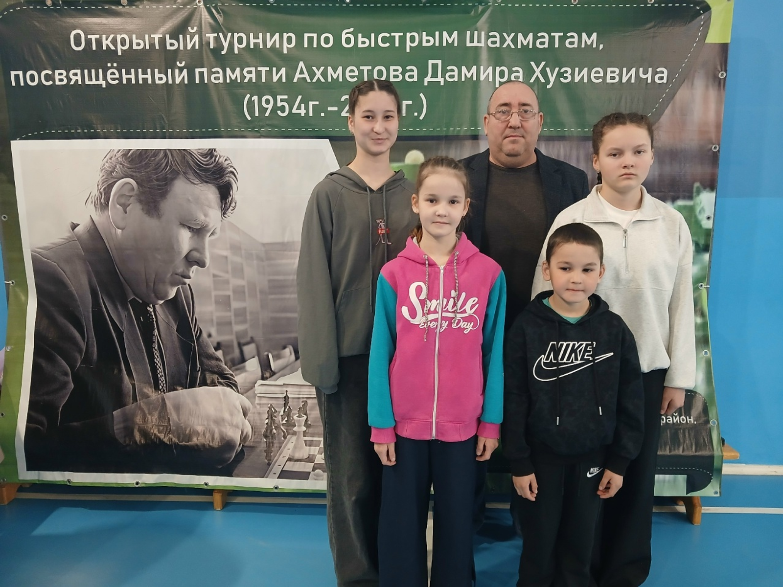 Знай наших!