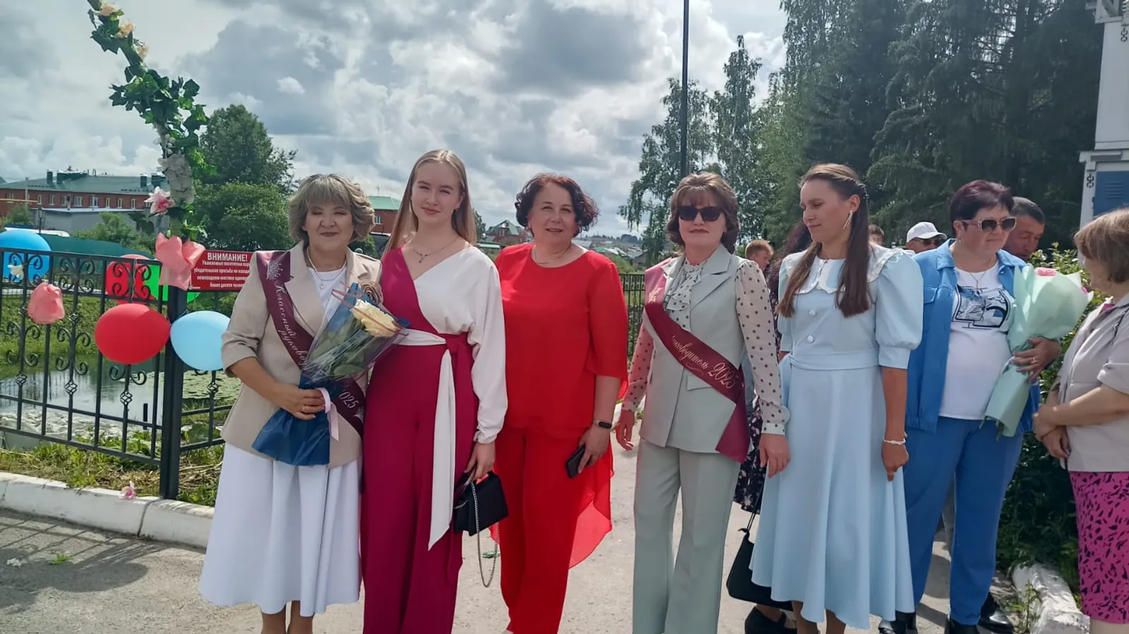 Выпускной вечер — незабываемое событие в жизни каждого