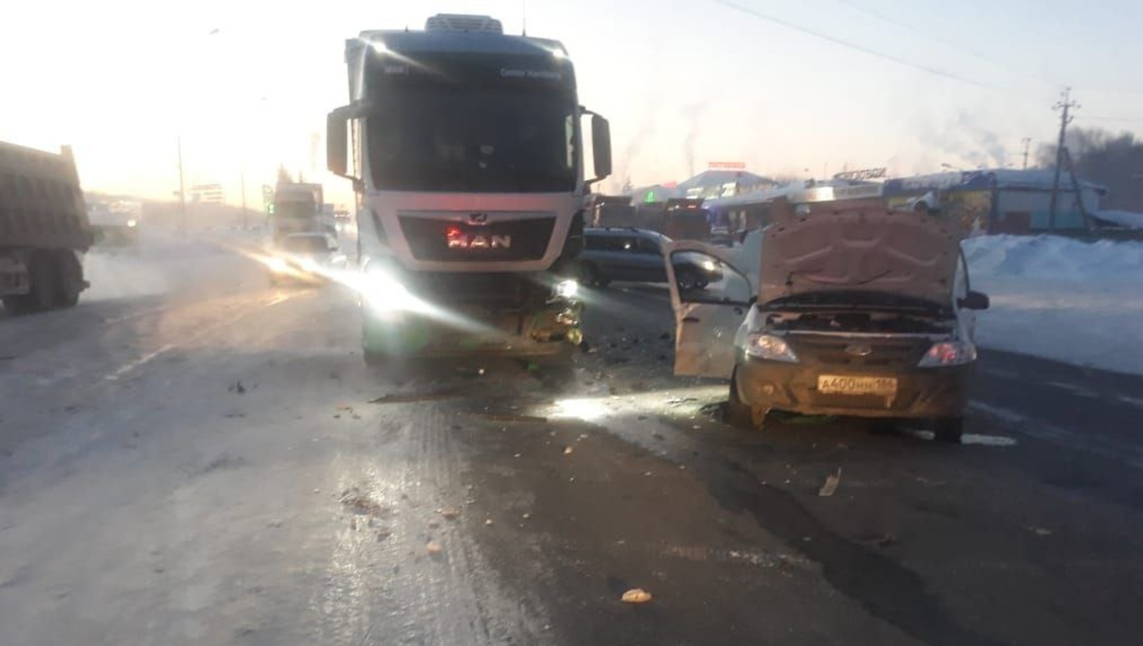 В ДТП с грузовиком «MAN» в Башкирии пострадали двое жителей ХМАО