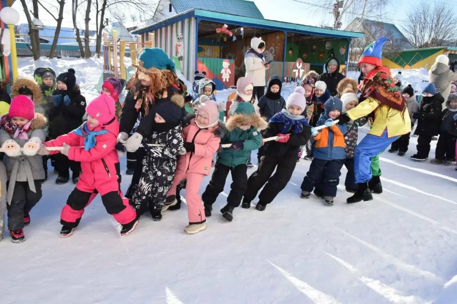 В детском саду «Василек» весело проводили зиму и встретили весну
