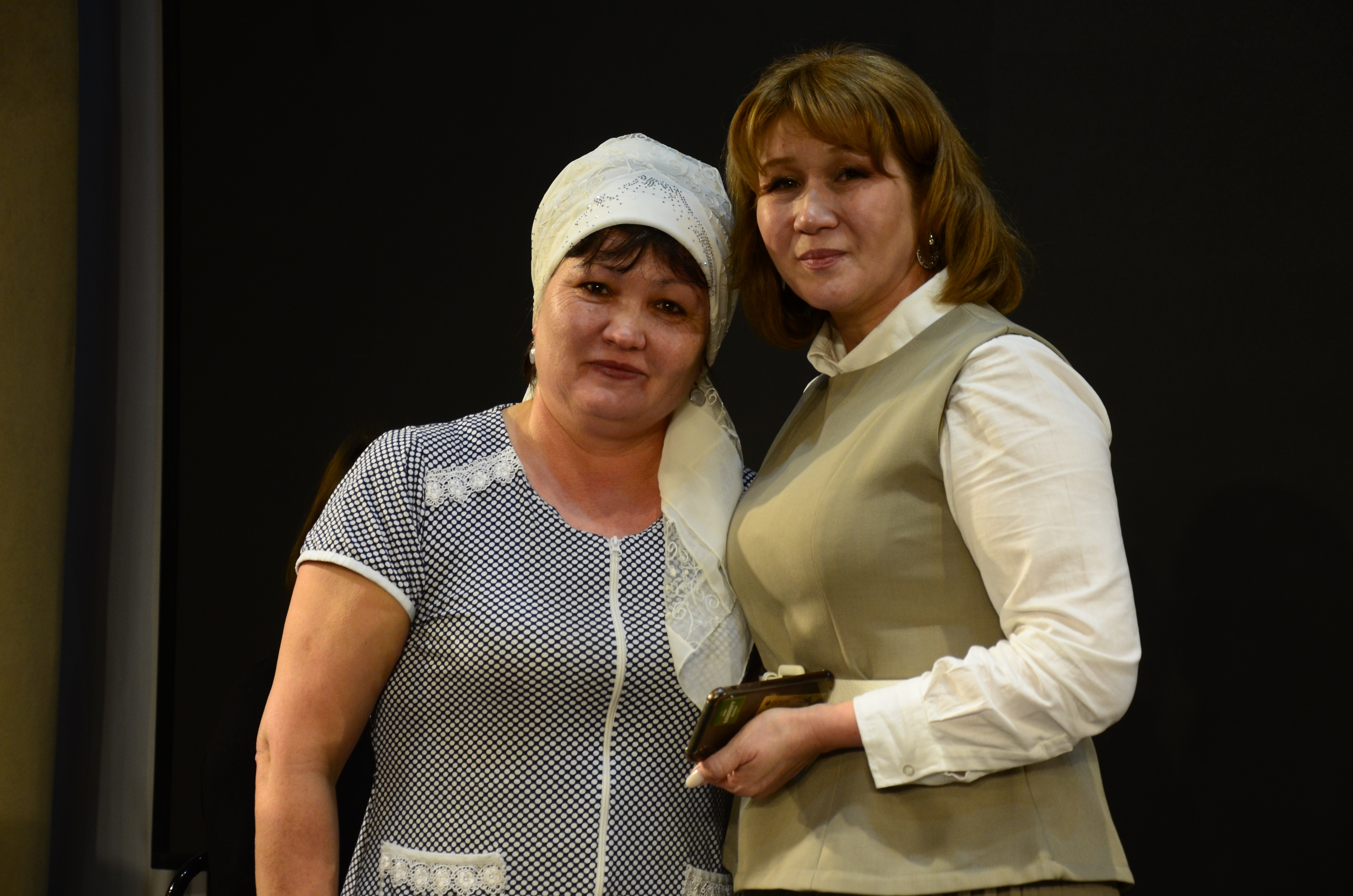 В с.Аскино состоялся показ спектакля "Ищем тебя..."