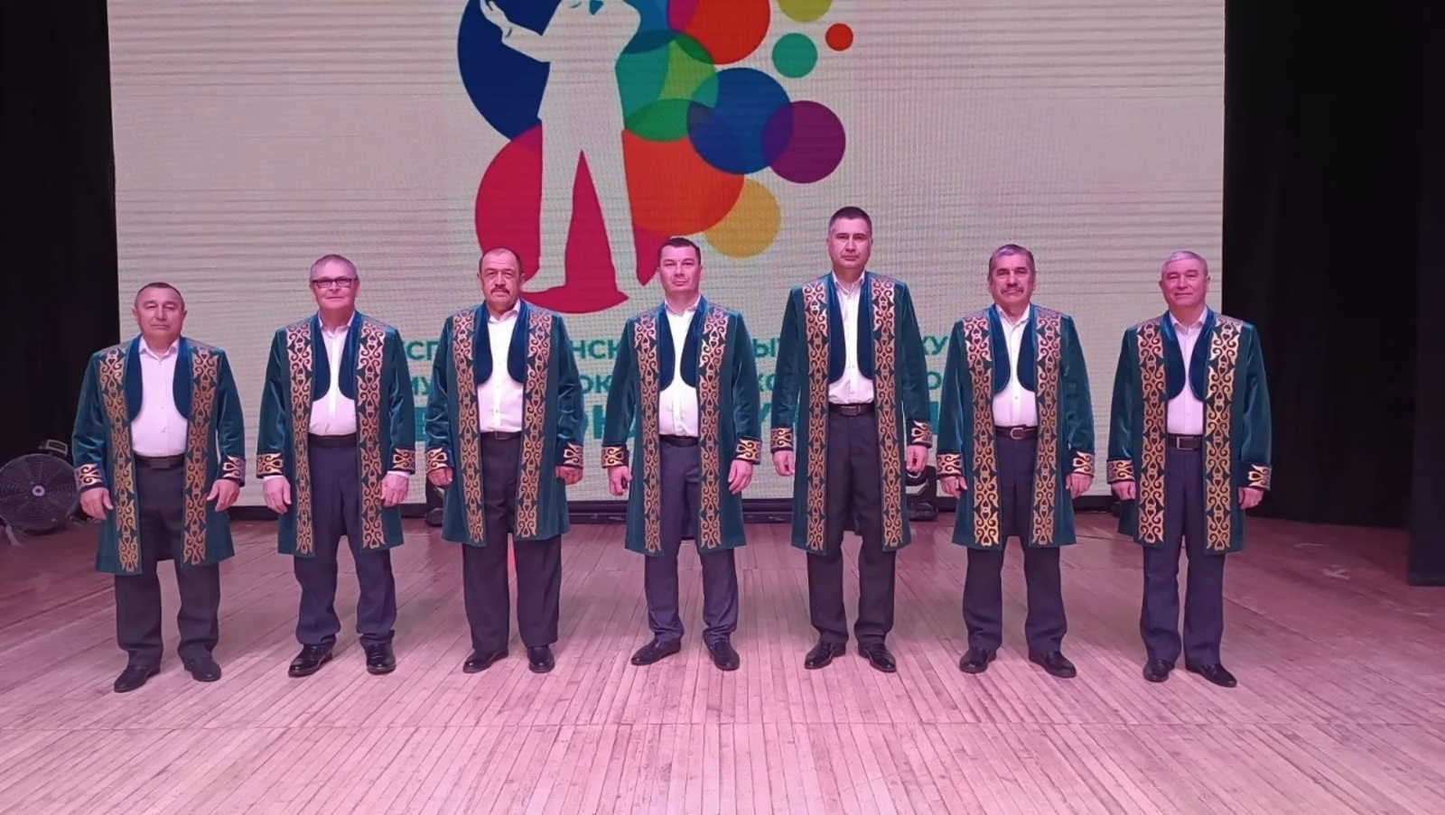 Поздравляем ансамбль «Бөркөттәр» с заслуженной наградой!