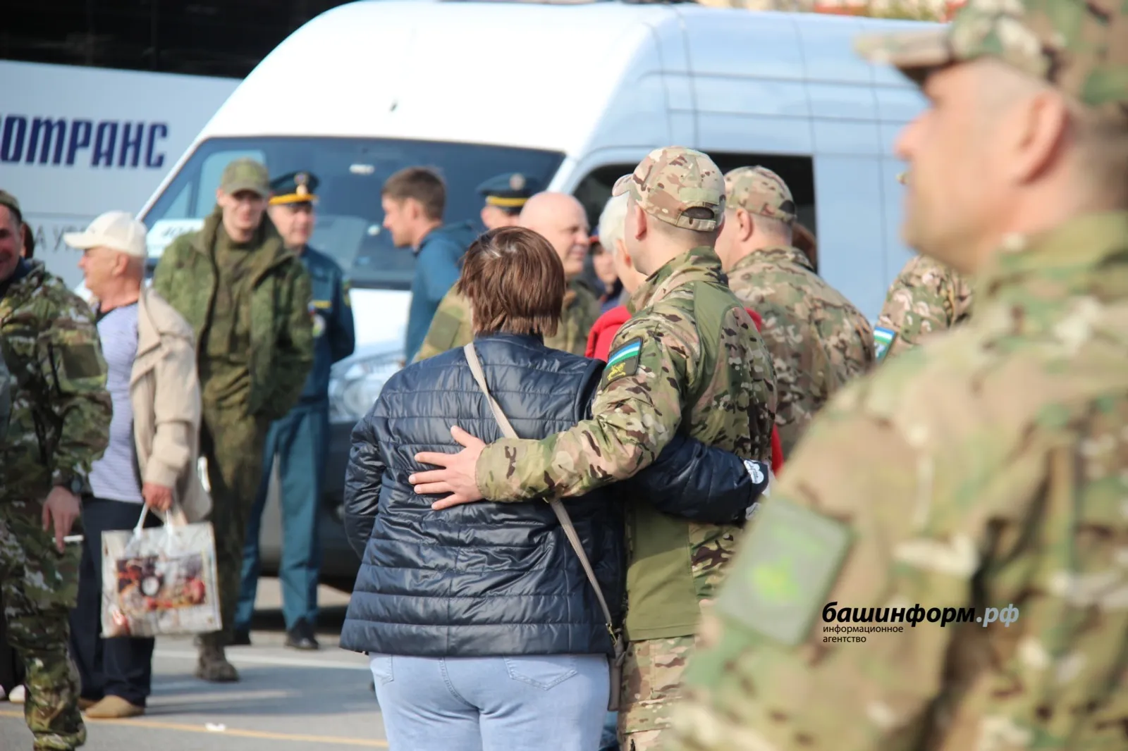 Радий Хабиров попросил быть внимательными в поддержке участников СВО