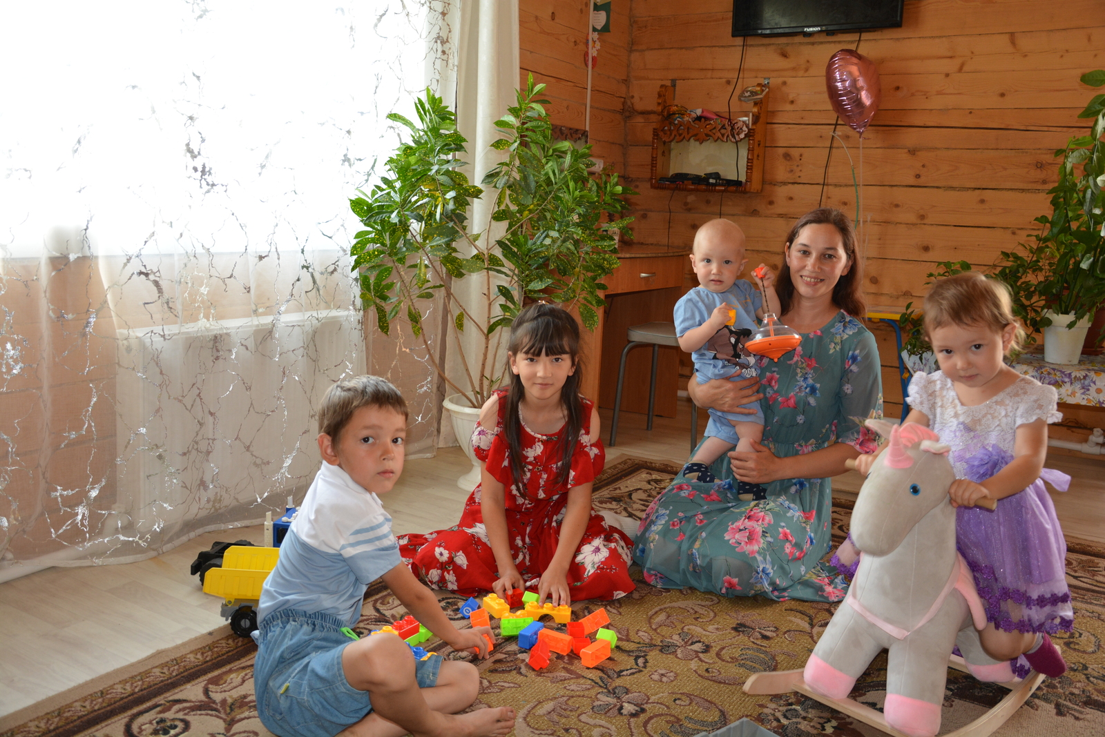 Дети любят молочную кашу и супы