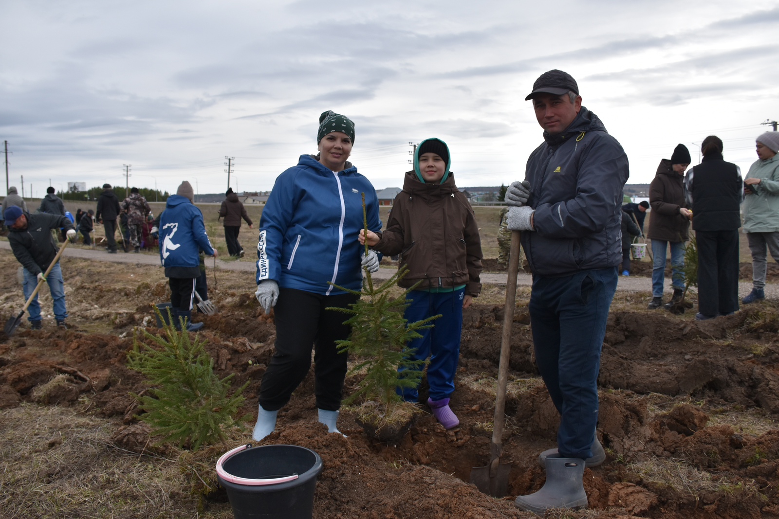Аллея единства появилась в Аскинском районе