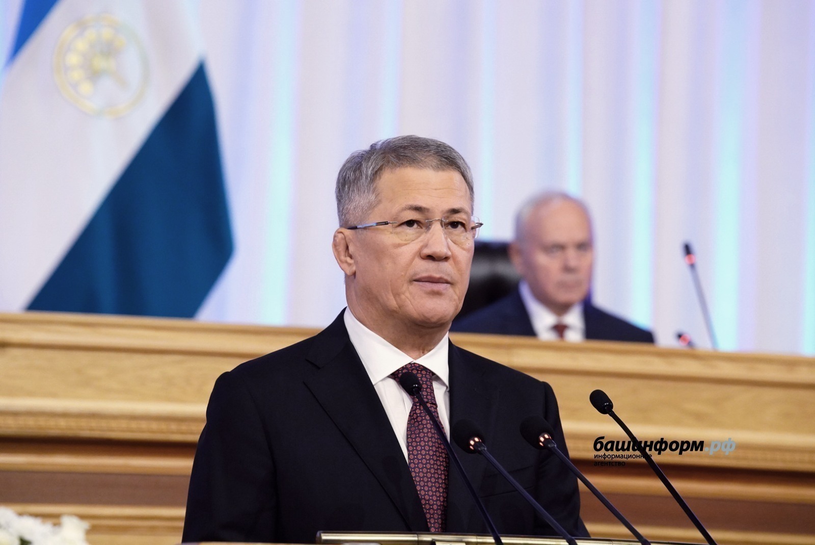 Эксперты предположили, о чем будут говорит в своем Послании Глава Башкирии