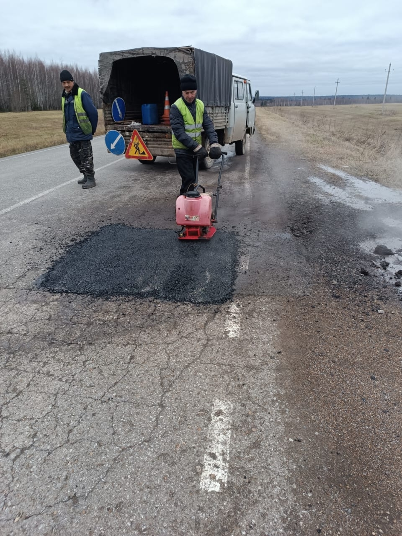 Осенний ямочный ремонт завершен, впереди — пора зимнего содержания
