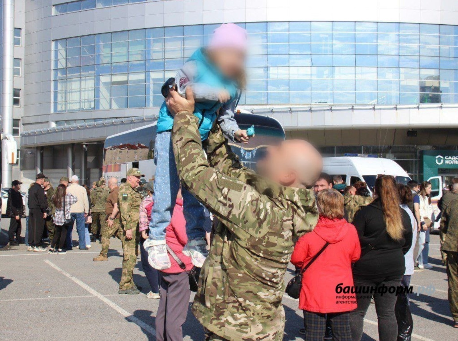 В России в 2026 году изменятся меры господдержки семей с детьми