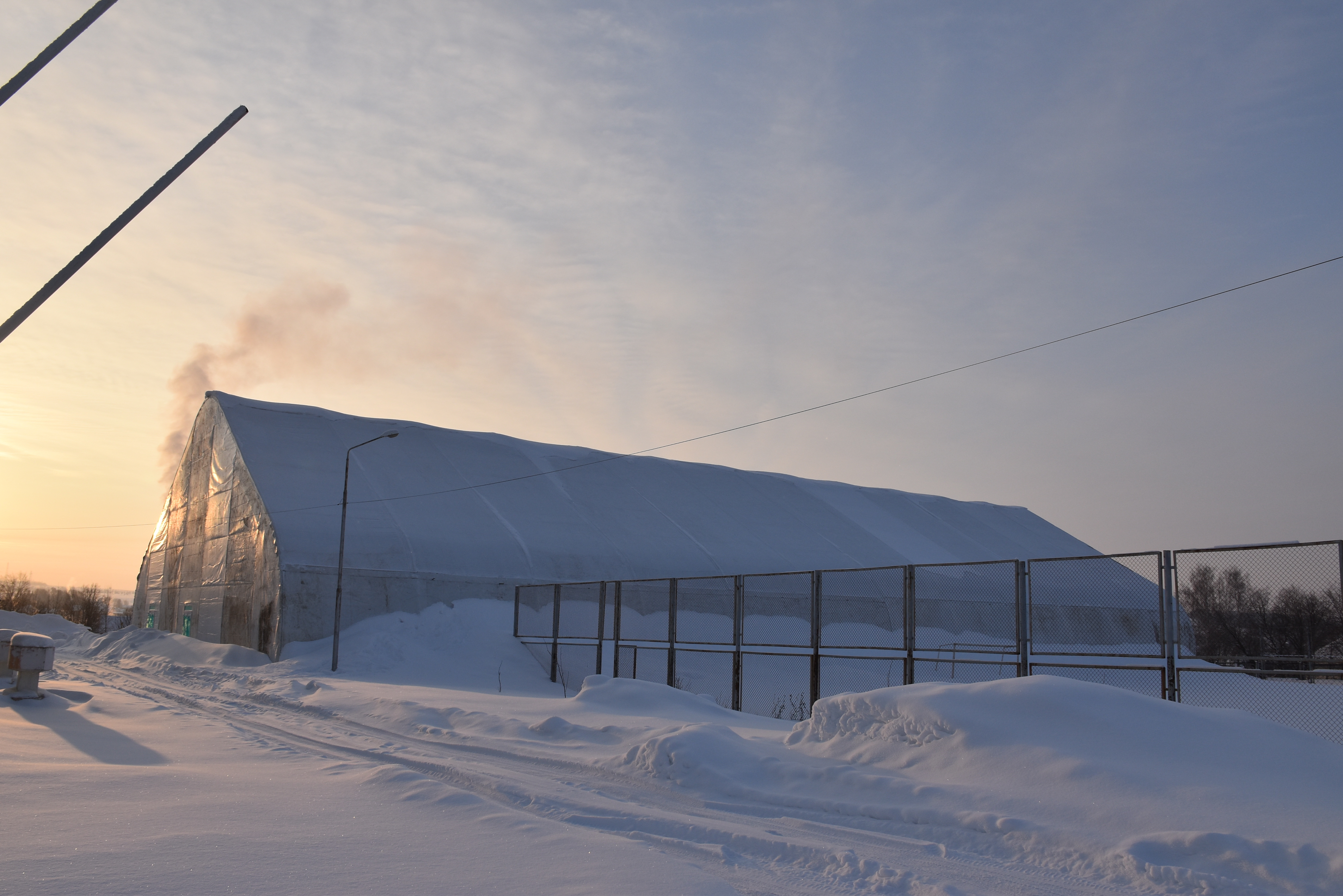 Хоккейная площадка для спорта и активного досуга