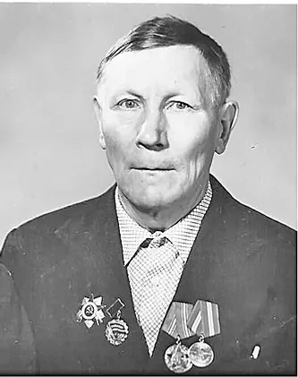 Подвиг их не померкнет