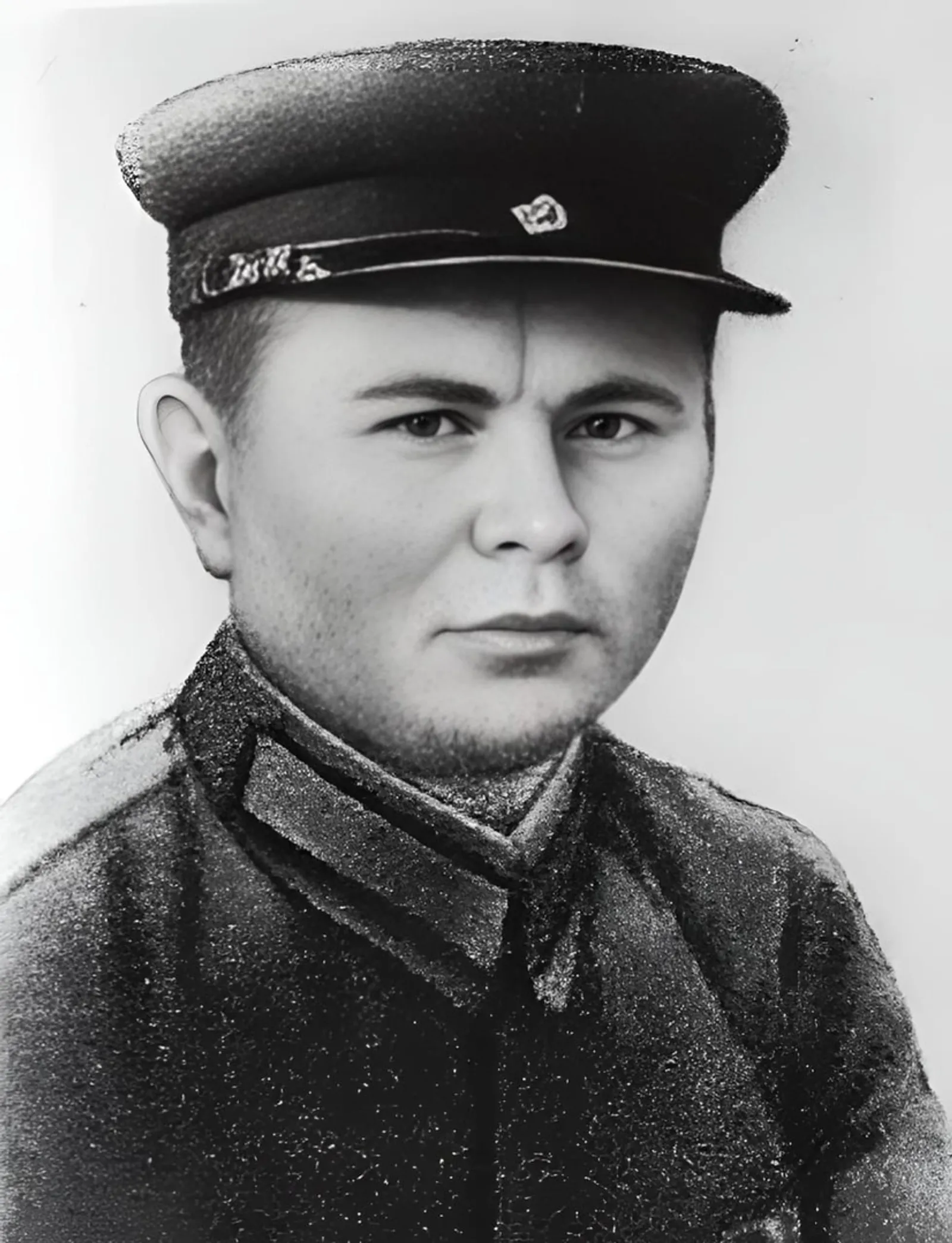 Подвиг их не померкнет
