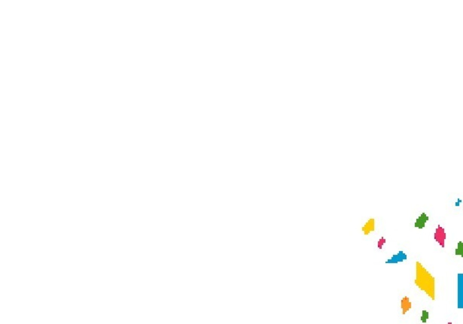 Индивидуальный предприниматель Илюс Ахметов вручает подарочный сертификат семье Вадима и Инзили Галиевых.